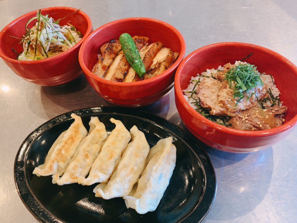 とろっとろのトロ肉チャーシュー丼　大